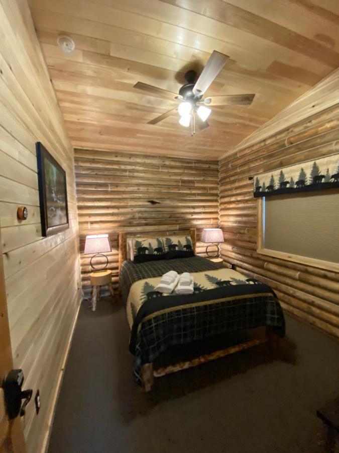 Alaska Knotty Pine B&B Palmer Exterior photo