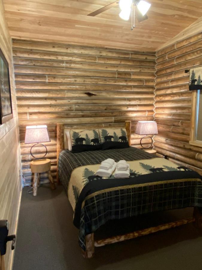 Alaska Knotty Pine B&B Palmer Exterior photo
