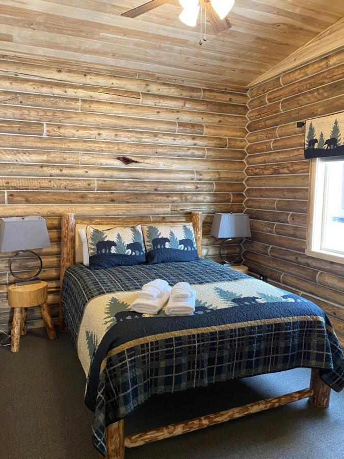 Alaska Knotty Pine B&B Palmer Exterior photo