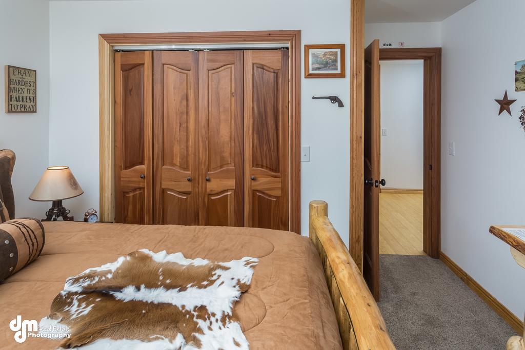 Alaska Knotty Pine B&B Palmer Exterior photo